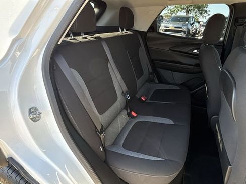Certified 2023 Chevrolet TrailBlazer LT w/ Convenience Package FWD image 28