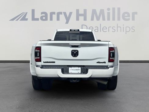 Used 2021 RAM 3500 Laramie w/ Night Edition AWD/4WD image 5