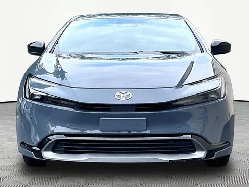 Certified 2024 Toyota Prius XLE FWD image 4