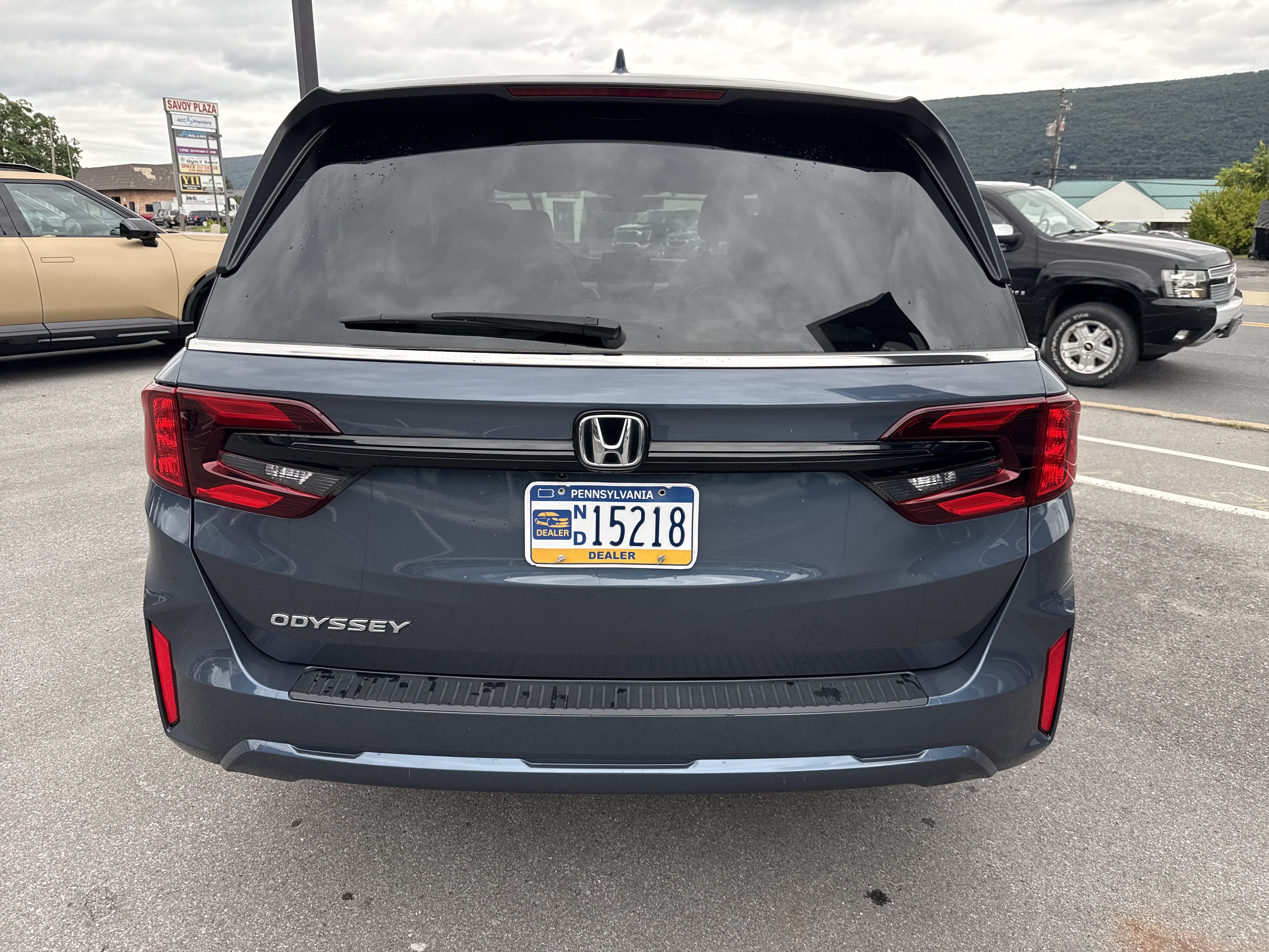 Used 2025 Honda Odyssey EX-L image 4
