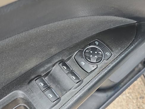 Used 2020 Ford Fusion SE image 13