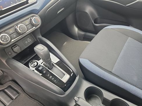 Used 2025 Nissan Versa SV w/ Trunk Package FWD image 24