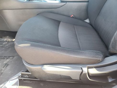 Used 2024 Nissan Sentra SV image 24