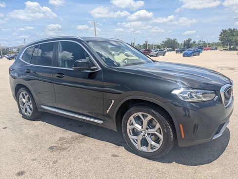 Used 2022 BMW X3 sDrive30i RWD image 2