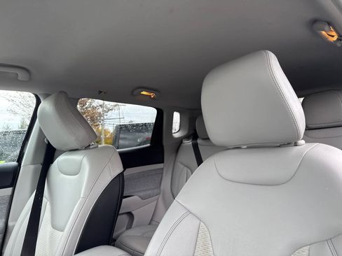 Used 2022 Jeep Compass Latitude w/ Convenience Group image 14