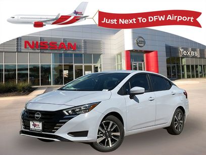 New 2025 Nissan Versa SV w/ Trunk Package