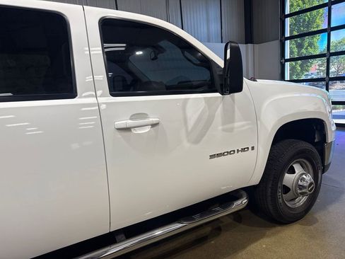 Used 2008 GMC Sierra 3500 SLT w/ Convenience Package AWD/4WD image 36