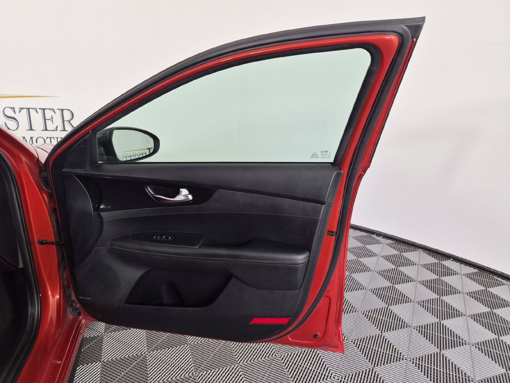 Used 2020 Kia Forte GT FWD image 35