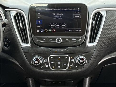 Used 2023 Chevrolet Malibu LT image 17