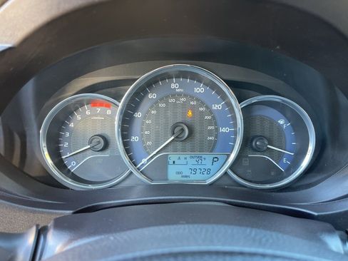 Used 2016 Toyota Corolla L image 9