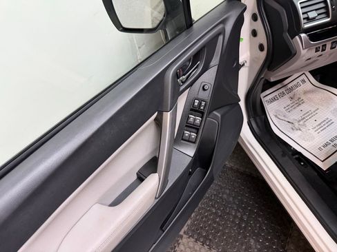 Used 2017 Subaru Forester 2.5i Limited image 18
