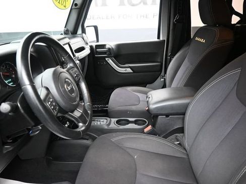 Used 2013 Jeep Wrangler Sahara w/ Dual Top Group AWD/4WD image 16