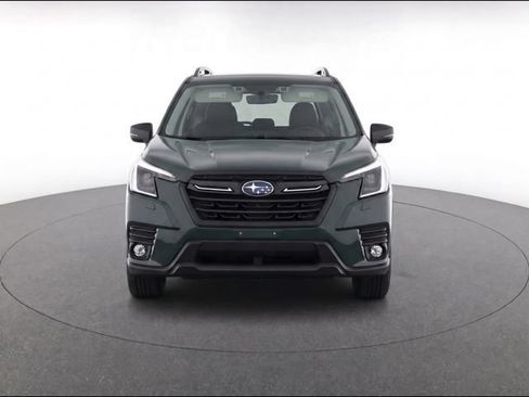 Used 2023 Subaru Forester Limited AWD/4WD image 2