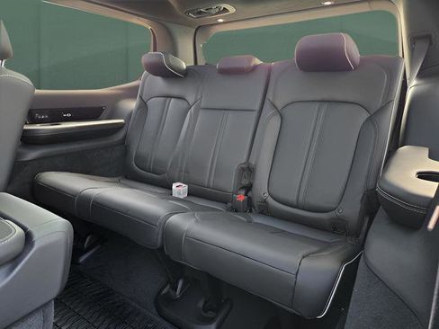 Used 2024 Jeep Grand Wagoneer Series II w/ Quick Order Packagew 28T image 19