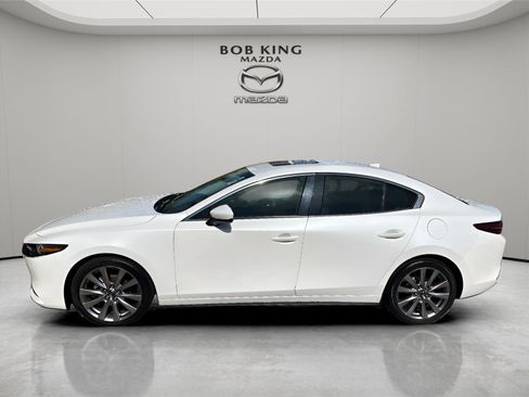 Used 2019 MAZDA MAZDA3 Sedan w/ Premium Package image 2