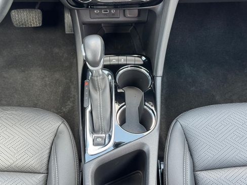 Used 2023 Buick Encore GX Essence w/ Experience Buick Package FWD image 16