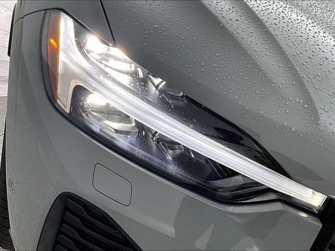New 2026 Volvo XC60 B5 Ultra w/ Protection Package Premier image 37