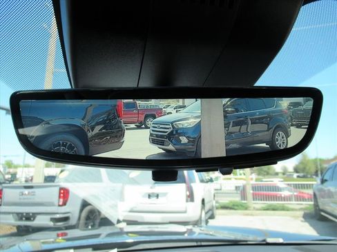 Certified 2024 Chevrolet Tahoe High Country w/ Advanced Technology Package image 34