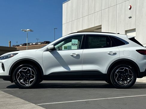 New 2025 Ford Escape Platinum w/ Premium Technology Package image 6