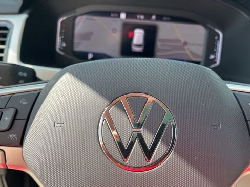 Used 2021 Volkswagen Atlas SEL w/ MDO Package (Bench Seat) image 32