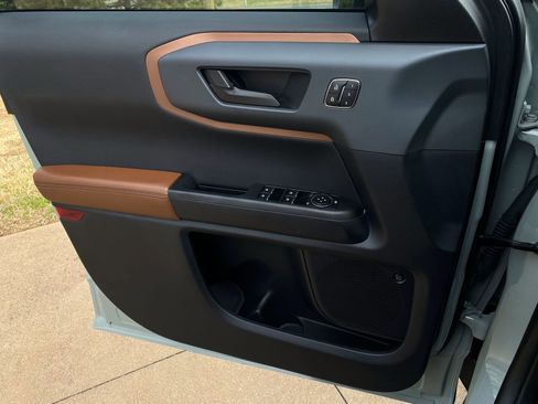 Used 2024 Ford Bronco Sport Outer Banks w/ Tech Package image 26