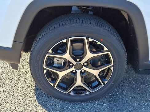 New 2026 Jeep Compass Limited image 19