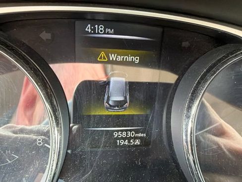 Used 2016 Nissan Rogue S AWD/4WD image 9