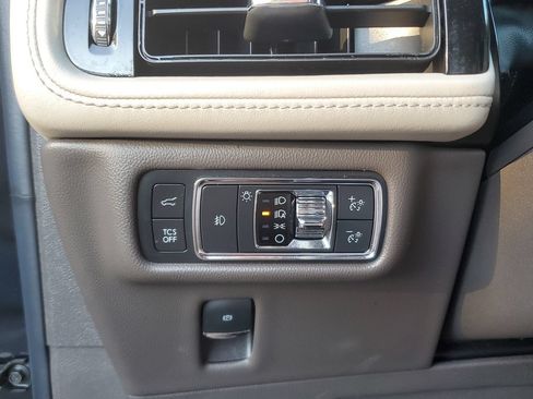Used 2022 Lincoln Nautilus Reserve w/ Equipment Group 202A AWD/4WD image 29