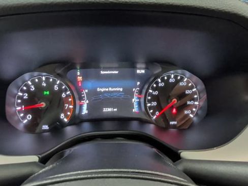 Used 2025 Jeep Compass Limited AWD/4WD image 14