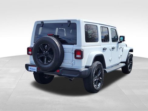 Used 2020 Jeep Wrangler Unlimited Sahara AWD/4WD image 7