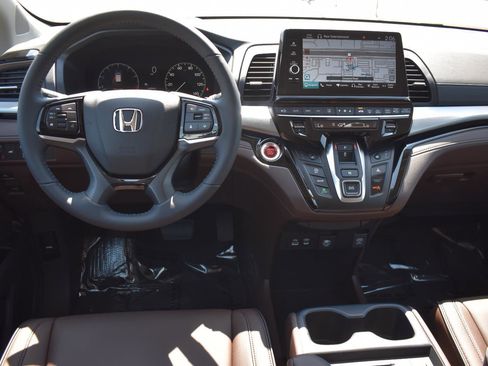 New 2026 Honda Odyssey Touring image 24