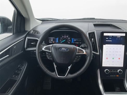 Used 2022 Ford Edge SEL w/ Sport Appearance Package image 12