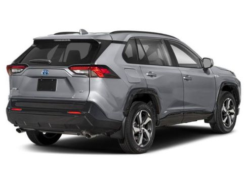 Used 2023 Toyota RAV4 SE w/ Weather & Moonroof Package AWD/4WD image 2