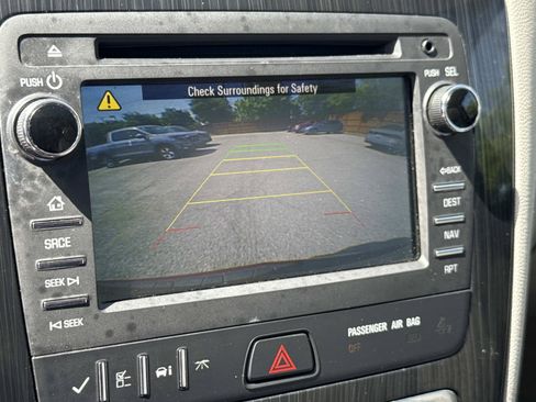 Used 2017 Chevrolet Traverse LT AWD/4WD image 6