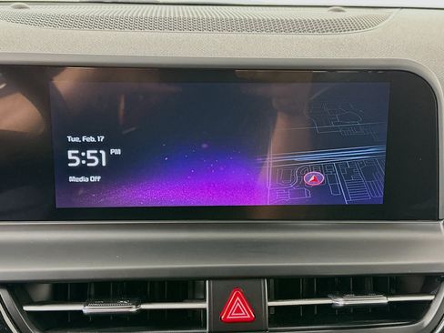 Used 2025 Kia Seltos S image 21