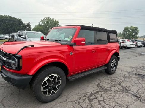 Used 2022 Ford Bronco Outer Banks AWD/4WD image 4