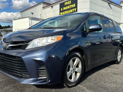 Used 2018 Toyota Sienna LE