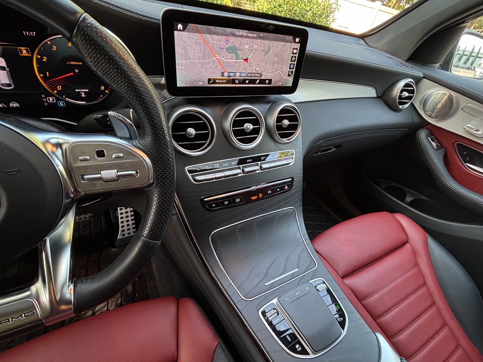 Used 2023 Mercedes-Benz GLC 43 AMG 4MATIC Coupe image 32