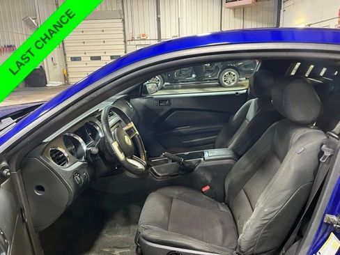 Used 2014 Ford Mustang Coupe RWD image 14