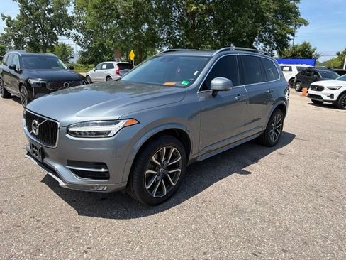 Used 2017 Volvo XC90 T5 Momentum w/ Vision Package AWD/4WD image 1