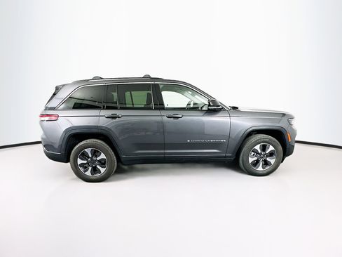 Used 2022 Jeep Grand Cherokee Limited 4xe image 10