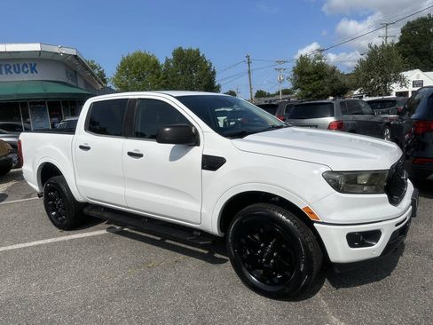 Used 2019 Ford Ranger XLT w/ Black Appearance Package RWD image 3