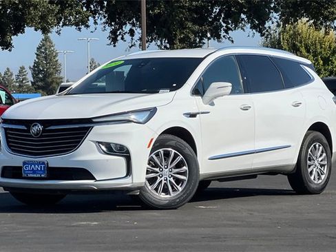 Used 2024 Buick Enclave Premium image 8