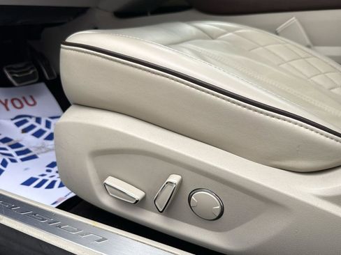 Used 2017 Ford Fusion Platinum image 11