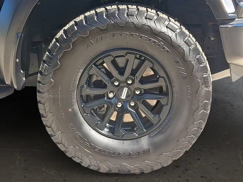 Used 2024 Ford F150 Raptor AWD/4WD image 9