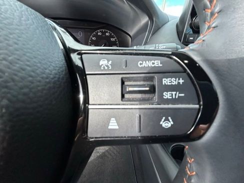 Used 2024 Honda HR-V Sport image 25