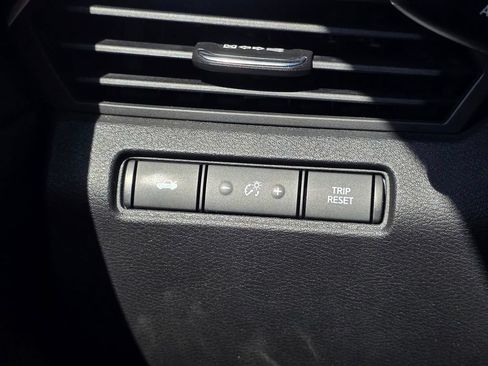 Used 2021 Nissan Altima 2.5 SV FWD image 31
