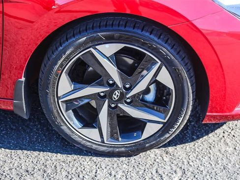 Certified 2023 Hyundai Elantra SEL w/ Convenience Package image 11