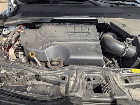 Certified 2024 Land Rover Discovery Sport S image 20