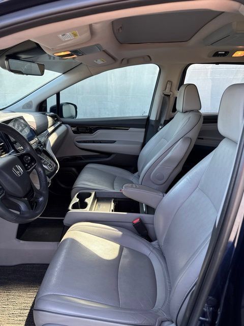 Used 2023 Honda Odyssey Elite image 14